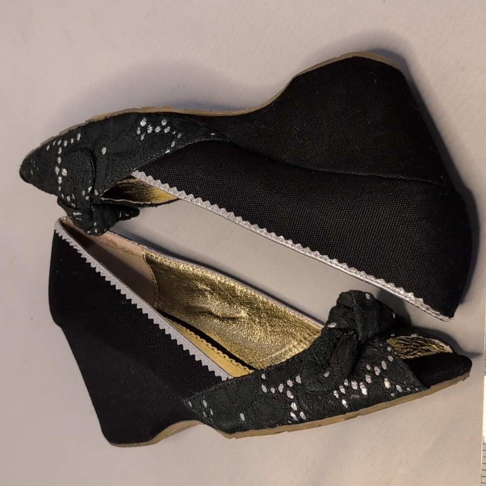 Sam Edelman Black & Silver Canvas Peep Toe Wedge Heels - Picture 11 of 16